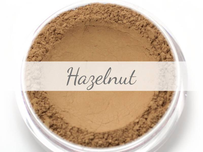 Vegan Mineral Powder Foundation Beispiel Mittel-Dunkle Haselnuss Nuance von Etsy - Etherealle