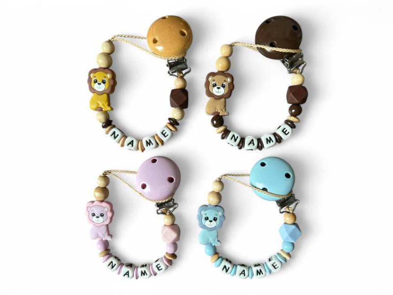 Nuckelkette Schnullerkette Löwe Mit Namen Und Hexagonperle Nuckelkette Schnullerkette Löwe Mit Namen Und Hexagonperle von Etsy - EulenshopVonBiene
