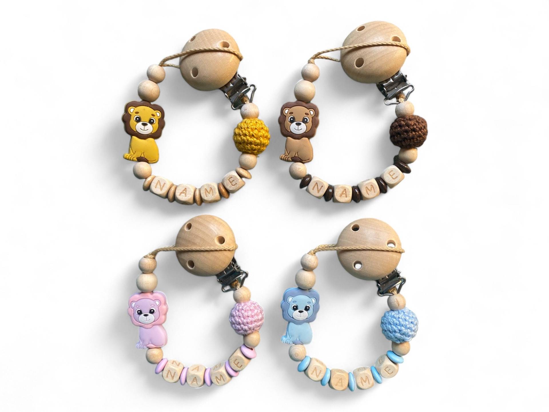 Nuckelkette Schnullerkette Löwe Mit Namen in Holzbuchstaben Und Häkelperle Nuckelkette Schnullerkette Löwe Mit Namen in Holzbuchstaben Und Häkelperle von Etsy - EulenshopVonBiene