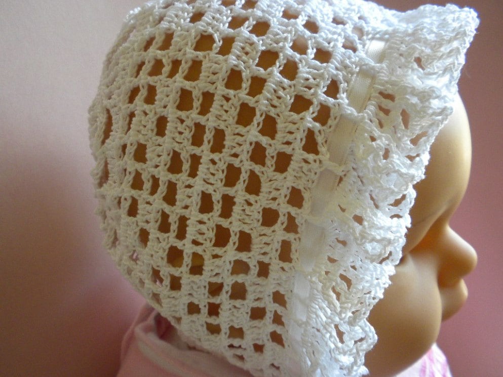 Taufmütze, Häkeln Babymütze, Heirloom Lacy Baby Bonnet, Segensmütze, Neugeborenen Mütze von Etsy - EverythingsSewMom