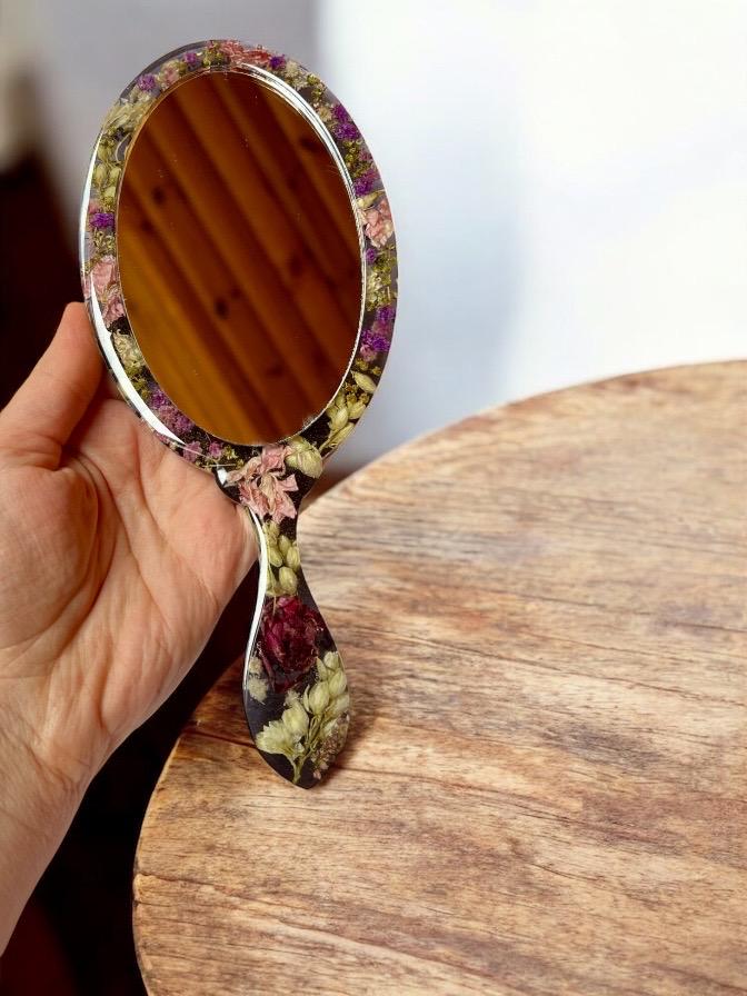Handspiegel Aus Harz Mit Echten Blumen. Handgemachte Braut, Geburtstagsgeschenke Für Frauen Handspiegel Aus Harz Mit Echten Blumen. Handgemachte Braut, Geburtstagsgeschenke Für Frauen von Etsy - Evleanro