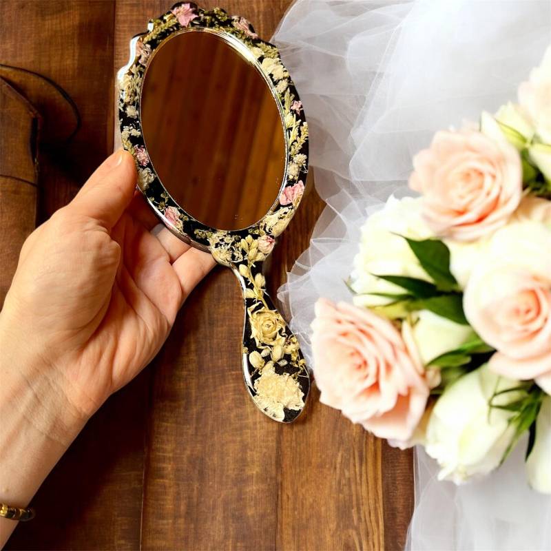 Schwarzer, Handgemachter Epoxy-Spiegel, Mit Getrockneten Natürlichen Blumen. Gothic, Boho, Blumen Dekor von Etsy - Evleanro