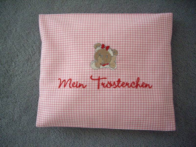 Wärmekissen-Dinkelkissen in Rosa Vichy Bestickt Mit "Mein Trösterchen" Und Einem Gesicht Eines Teddymädchen, Das Den Daumen Lutscht von Etsy - ExclusiveStickereien