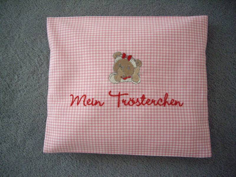 Wärmekissen-Dinkelkissen in Rosa Vichy Bestickt Mit "Mein Trösterchen" Und Einem Gesicht Eines Teddymädchen, Das Den Daumen Lutscht Wärmekissen-Dinkelkissen in Rosa Vichy Bestickt Mit "Mein Trösterchen" Und Einem Gesicht Eines Teddymädchen, Das Den Daumen Lutscht von Etsy - ExclusiveStickereien