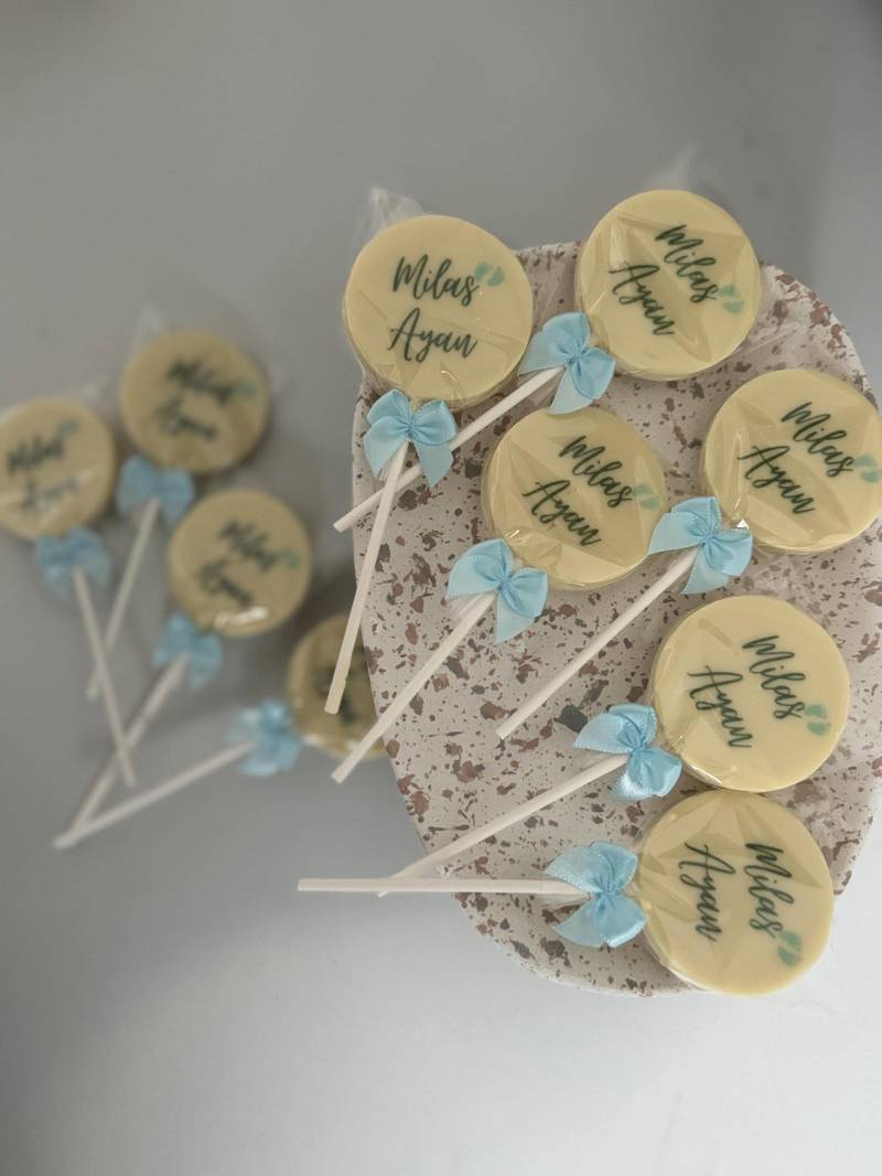 Personalisierte Lollies | Babyshower Sünnet Hatırası Individuelle Lolly Mit Name Gastgeschenke Zur Geburt & Taufe Schokololly Personalisierte Lollies | Babyshower Sünnet Hatırası Individuelle Lolly Mit Name Gastgeschenke Zur Geburt & Taufe Schokololly von Etsy - EymaKunst