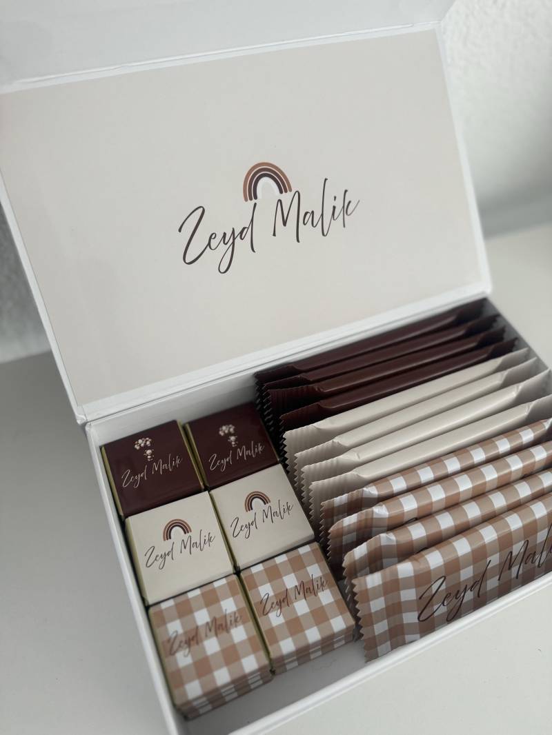 Personalisierte Schokoladen Geschenkbox Mit Namen | Magnetbox |Geschenk Für Geburtstag Und Geburt Insgesamt 65 von Etsy - EymaKunst