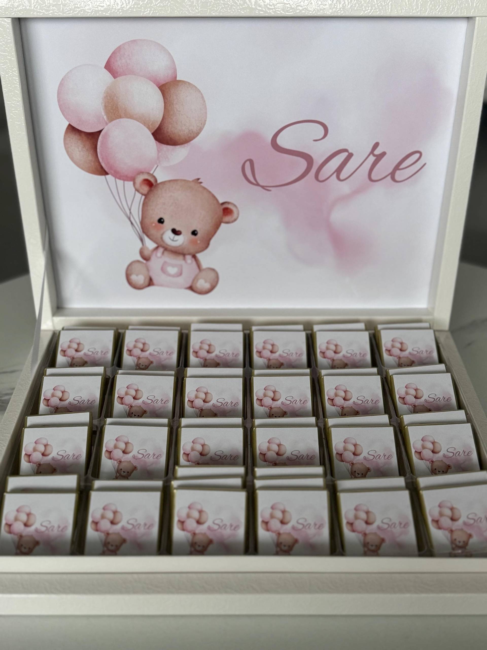 Personalisierte Schokoladenbox Zur Geburt Mädchen | Baby Geschenkbox Rosa Willkommen Name Individuell Geschenk Personalisierte Schokoladenbox Zur Geburt Mädchen | Baby Geschenkbox Rosa Willkommen Name Individuell Geschenk von Etsy - EymaKunst