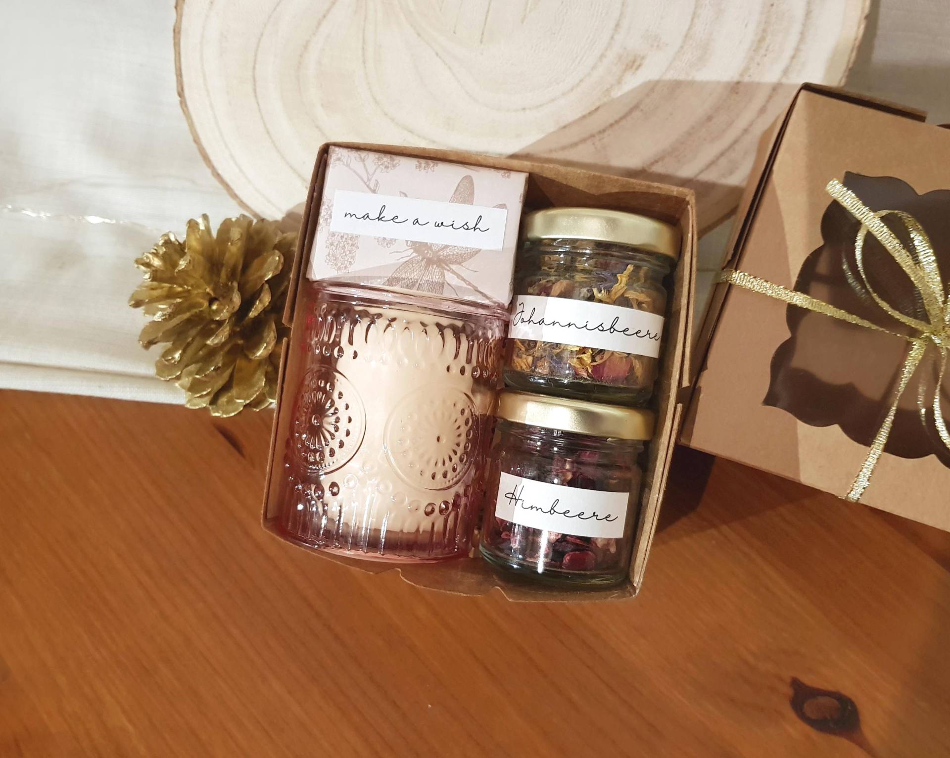 Hygge Tee Set Geschenk Box Kerze & Streichhölzer Kleines Mitbringsel von Etsy - FablesAesthetics