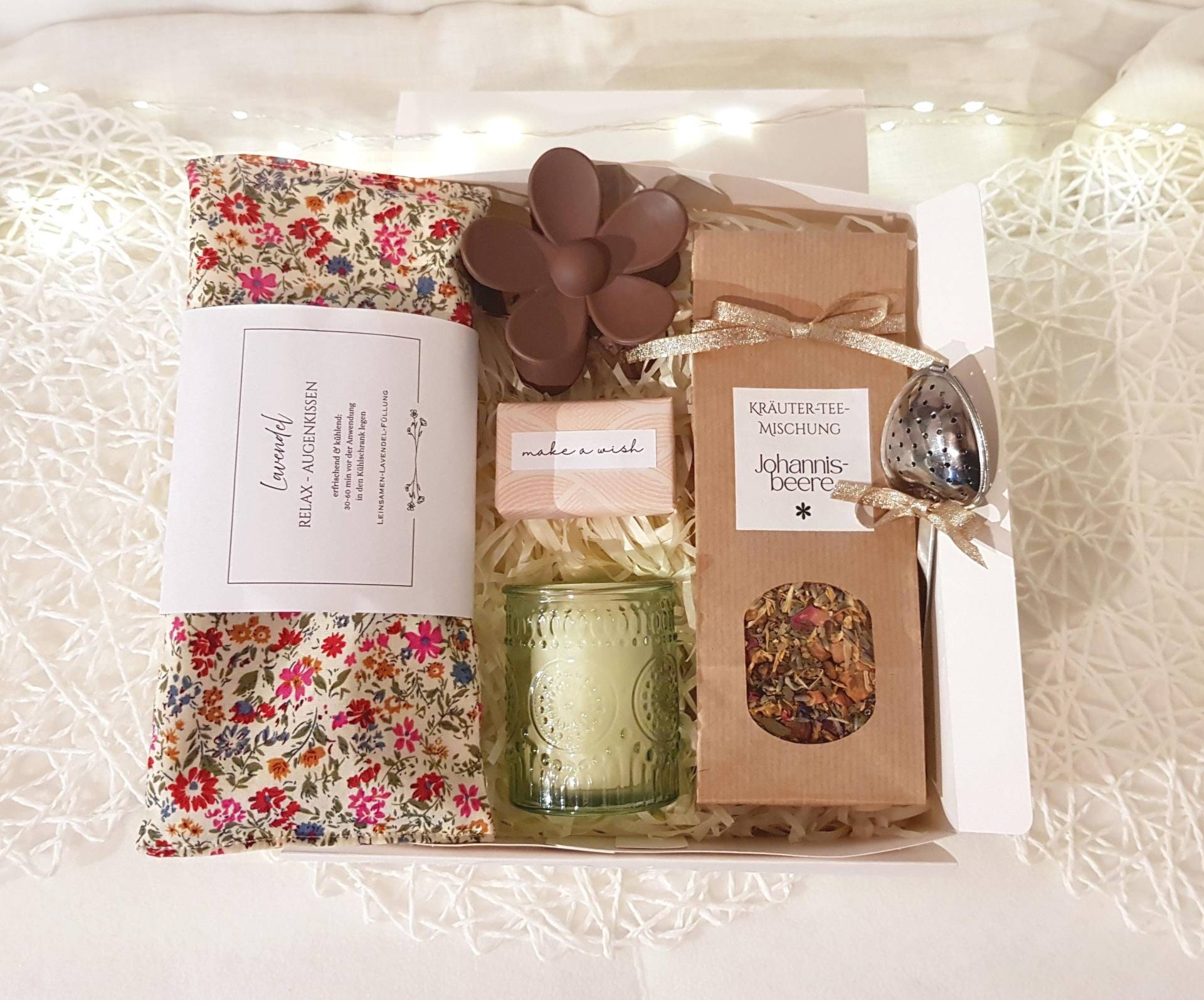 Self Care Geschenk Box Aroma Therapie Lavendel Augenkissen Wellness Paket von Etsy - FablesAesthetics