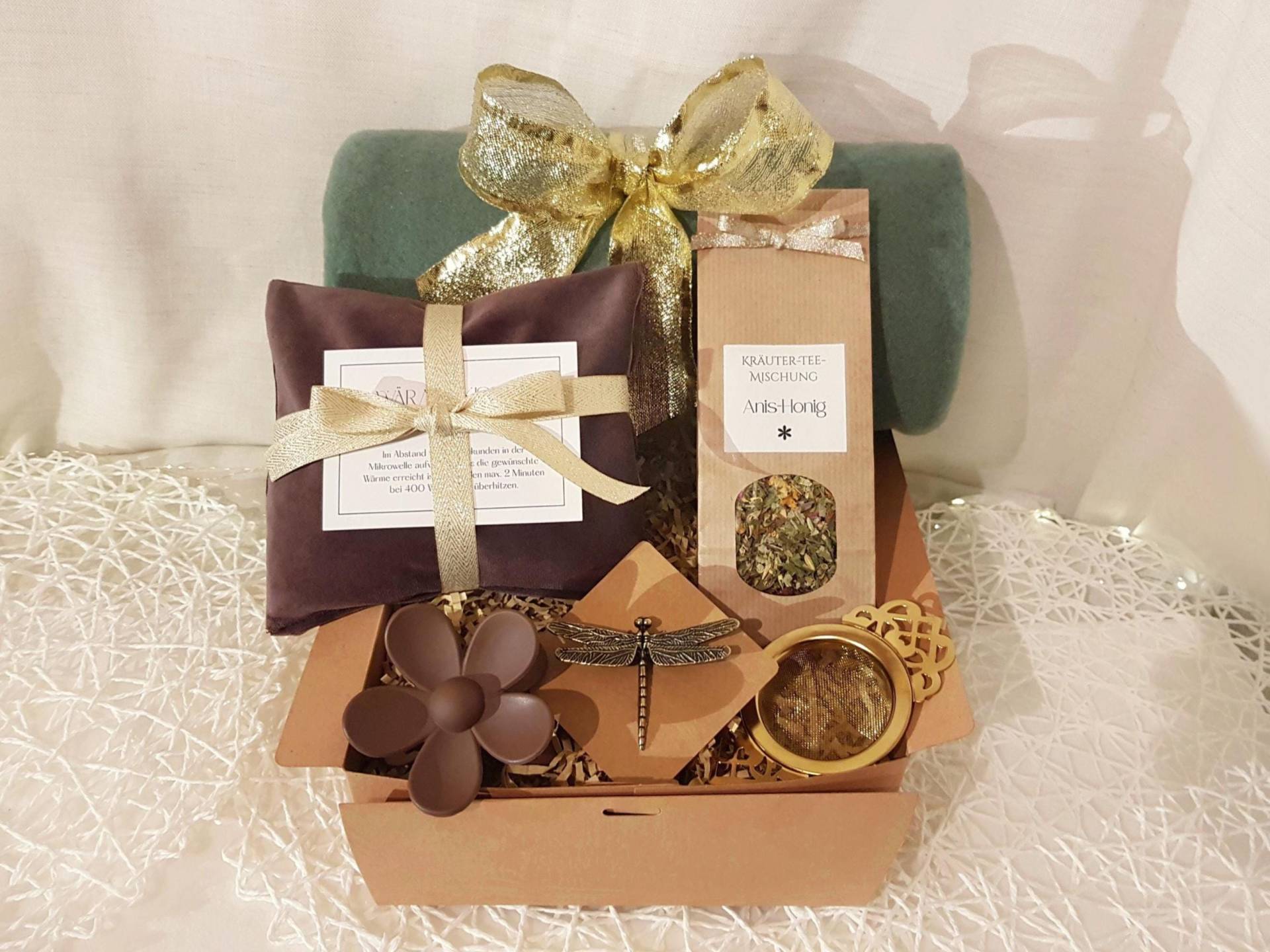 Winter Geschenk Box Self Care Set Hygge Wohnaccessoires Advent Deko Gemütliches Wohnzimmer Winter Geschenk Box Self Care Set Hygge Wohnaccessoires Advent Deko Gemütliches Wohnzimmer von Etsy - FablesAesthetics