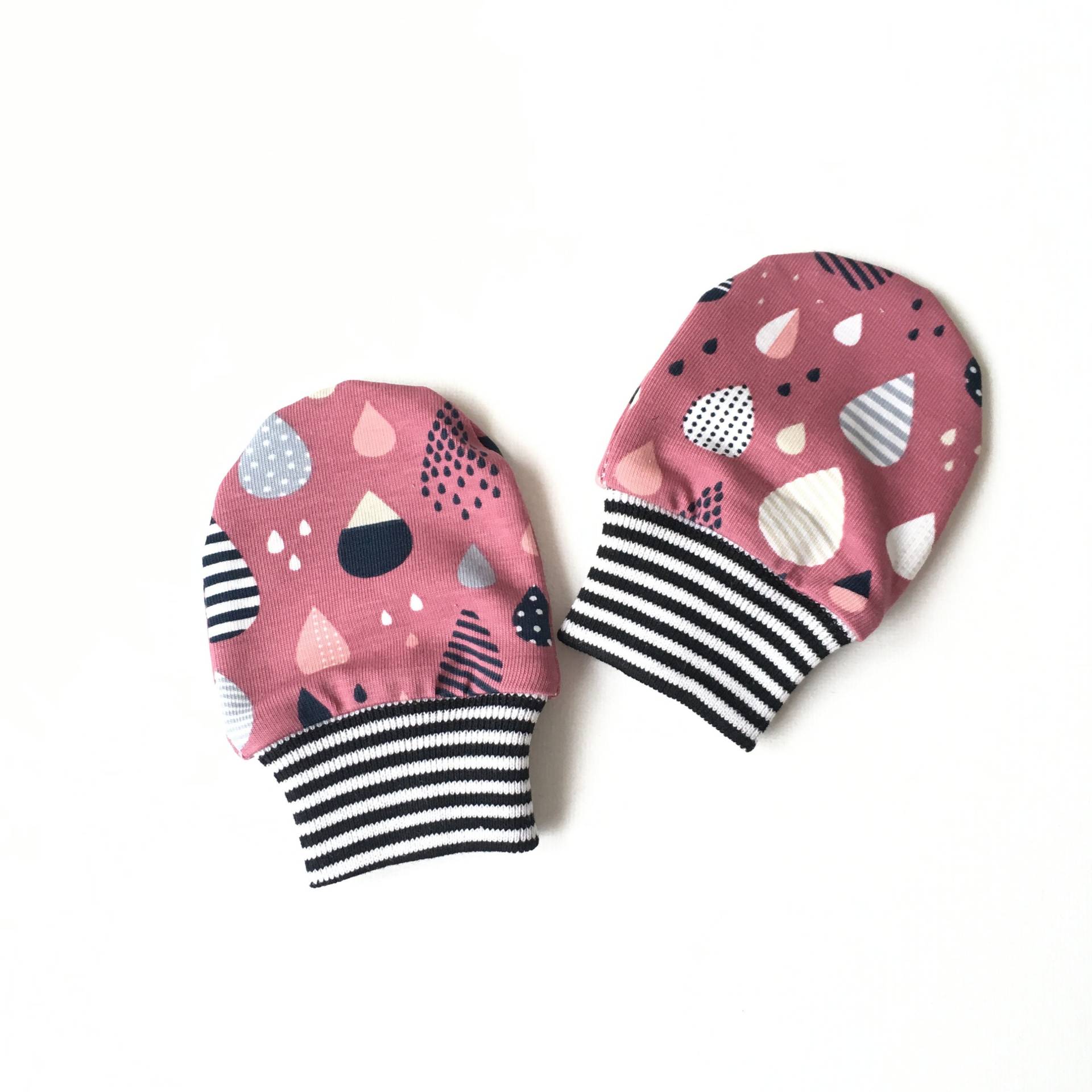 Rosa Babyhandschuhe Mit Regentropfen. Baby Kratzhandschuhe. Jersey Baumwolle Tropfen Gestrickt. Geschenk Mädchen Rosa Babyhandschuhe Mit Regentropfen. Baby Kratzhandschuhe. Jersey Baumwolle Tropfen Gestrickt. Geschenk Mädchen von Etsy - FabriqueDeLimonade