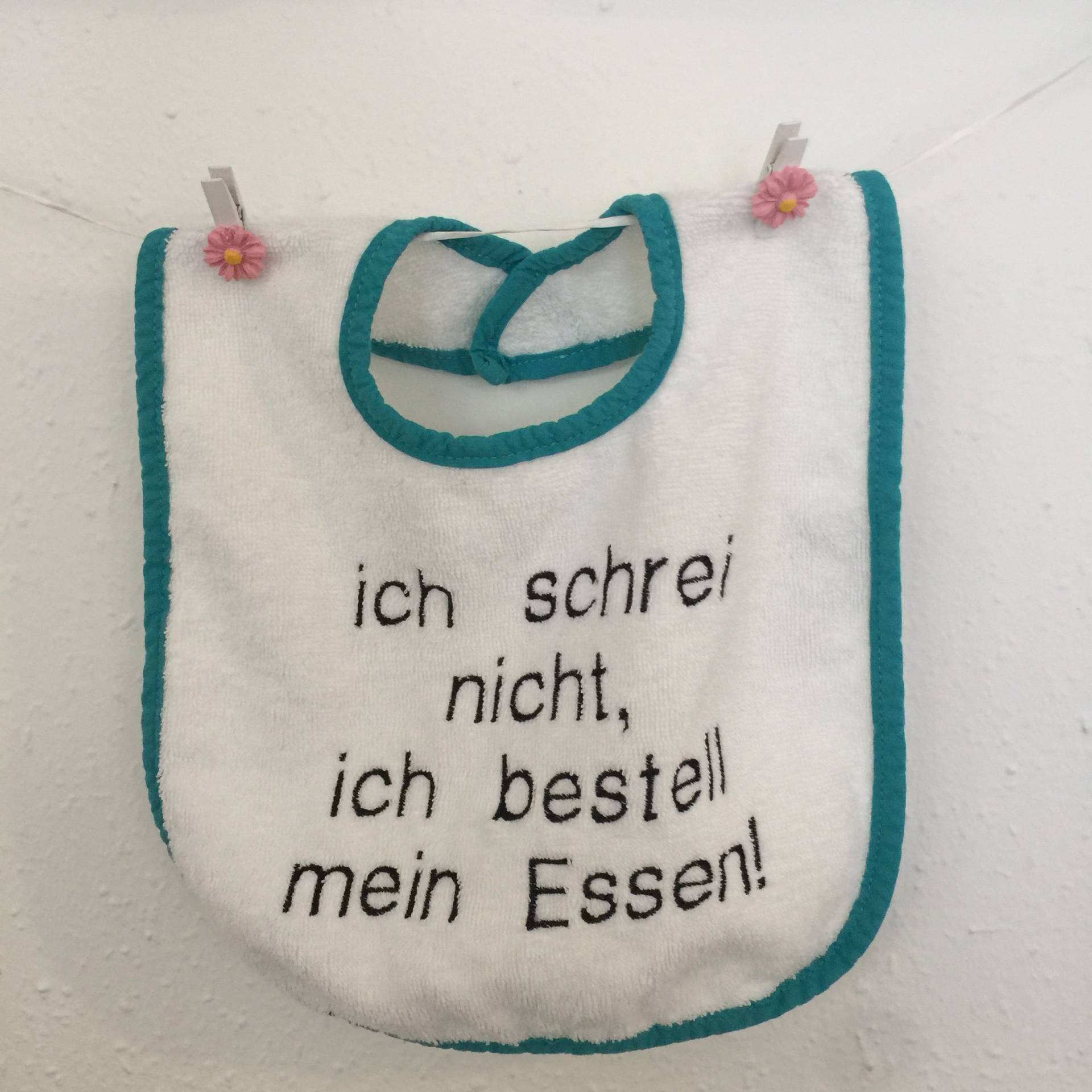 Lätzchen "Ich Schrei Nicht" Lätzchen "Ich Schrei Nicht" von Etsy - Fadentour