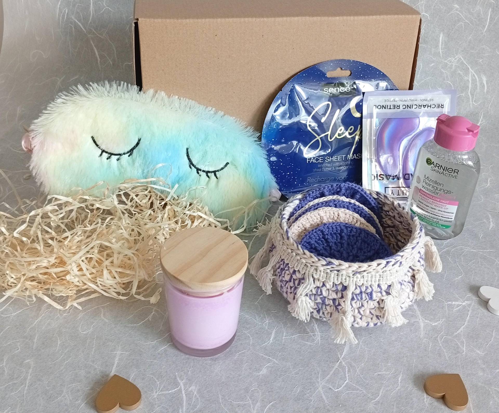 Beauty Set | Gehäkelte Abschminkpads Und Körbchen, Kerze & Gesichtspflege - Wellness Geschenk Für Frauen- Zeit Dich-Schlafmaske von Etsy - FadenundFlamme