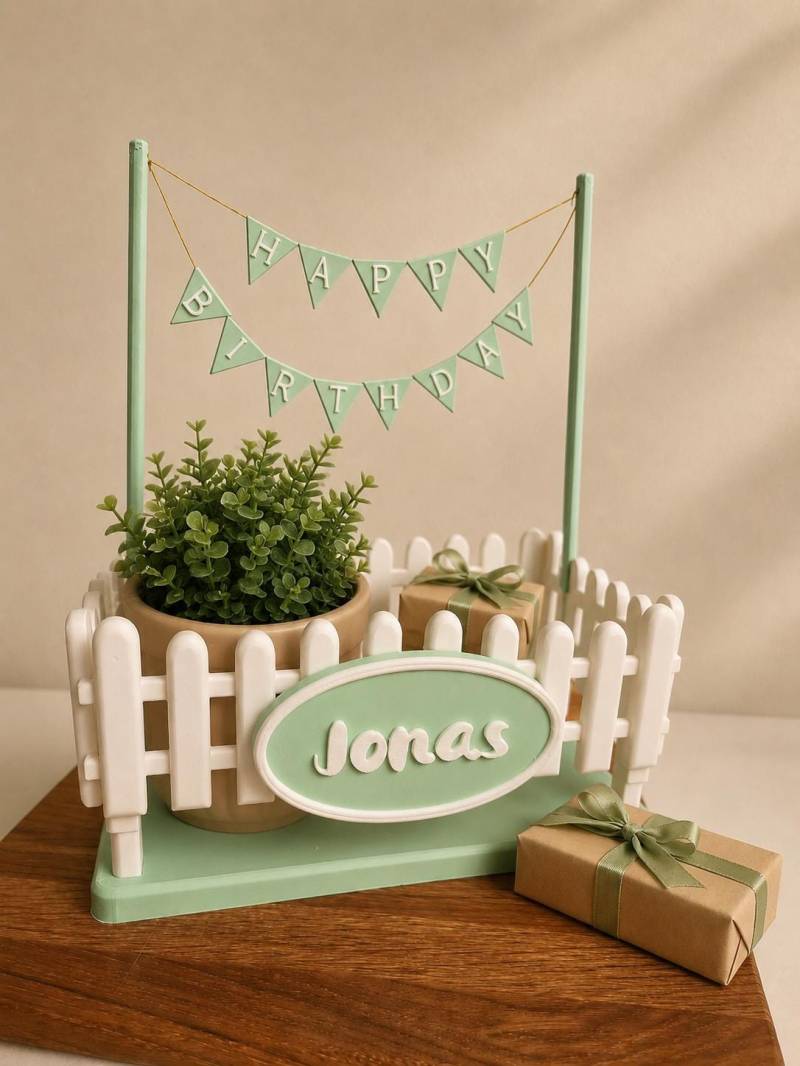 Geschenk Garten - Personalisiert Mit Namen Nach Wahl Geschenkset Kleinen Topf Und Wimpelkette Happy Birthday Geschenk Garten - Personalisiert Mit Namen Nach Wahl Geschenkset Kleinen Topf Und Wimpelkette Happy Birthday von Etsy - FadenundHolz