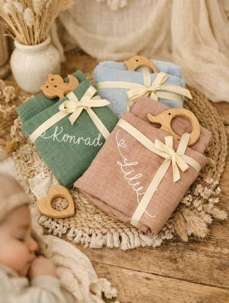 Mulltuch Mit Namen Personalisiert - Musselintuch Baby Geschenk Zur Geburt von Etsy - Family36Shop