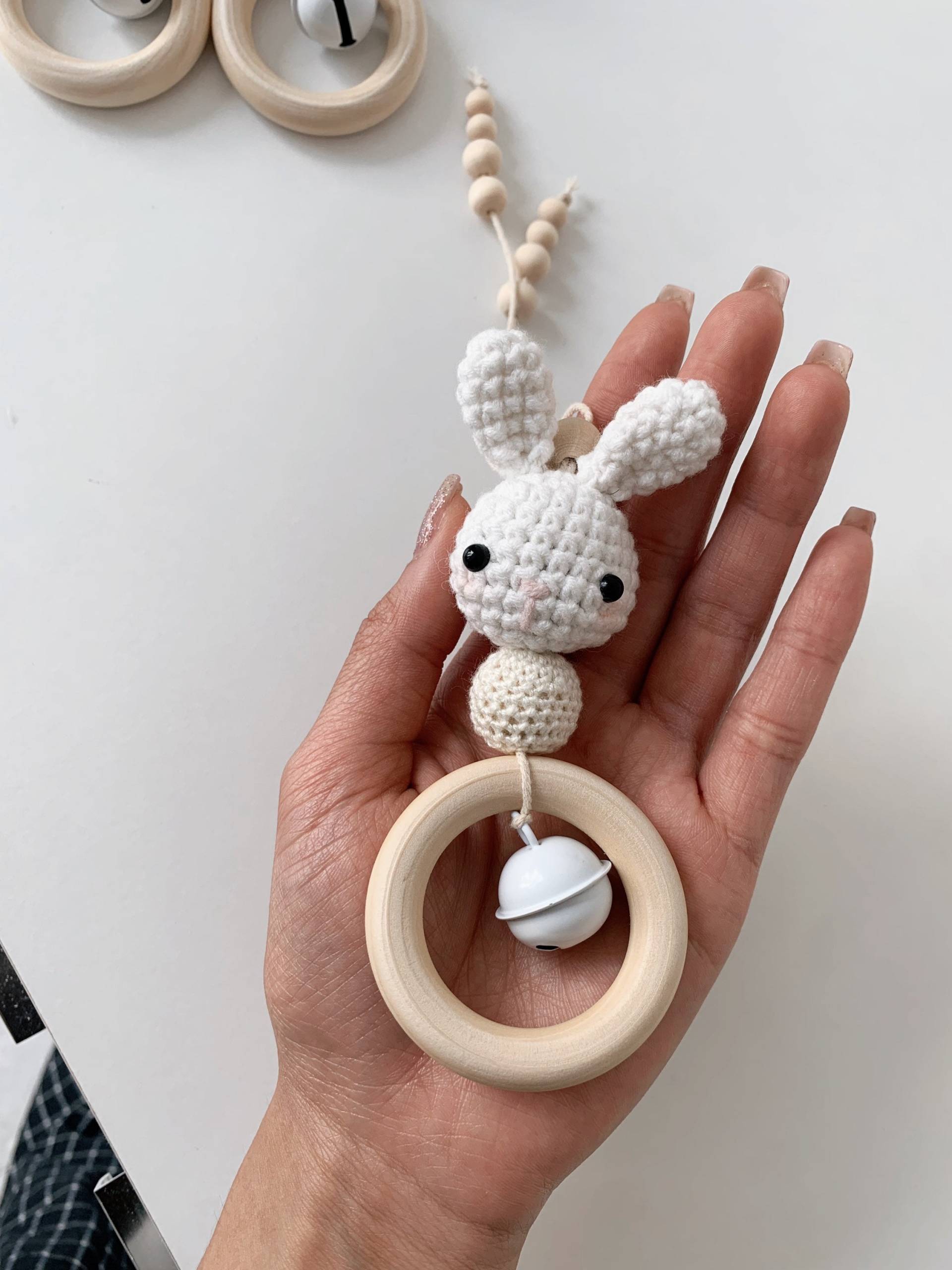 Maxi Cosi Anhänger Aus Häkeltiere, Metall Bell, Bärchen, Elefant, Hase, Babywanneanhänger, Geschenk Für Baby, Sparset. Personalisierung Maxi Cosi Anhänger Aus Häkeltiere, Metall Bell, Bärchen, Elefant, Hase, Babywanneanhänger, Geschenk Für Baby, Sparset. Personalisierung von Etsy - FancylittlethingsDE