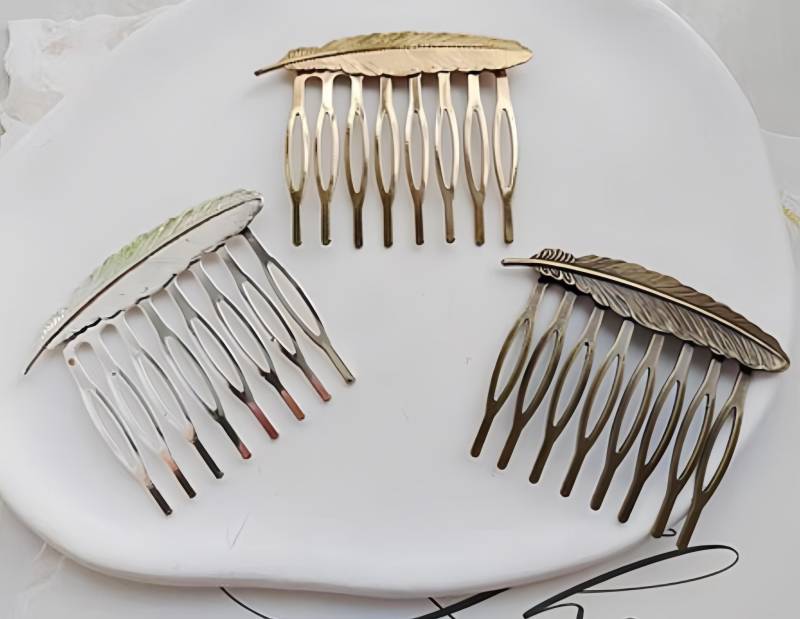 Messing Haarkamm - Filigraner -5 Stück Plattiert Silber Feder Haarkamm Anhänger Finden von Etsy - Fashionandantique