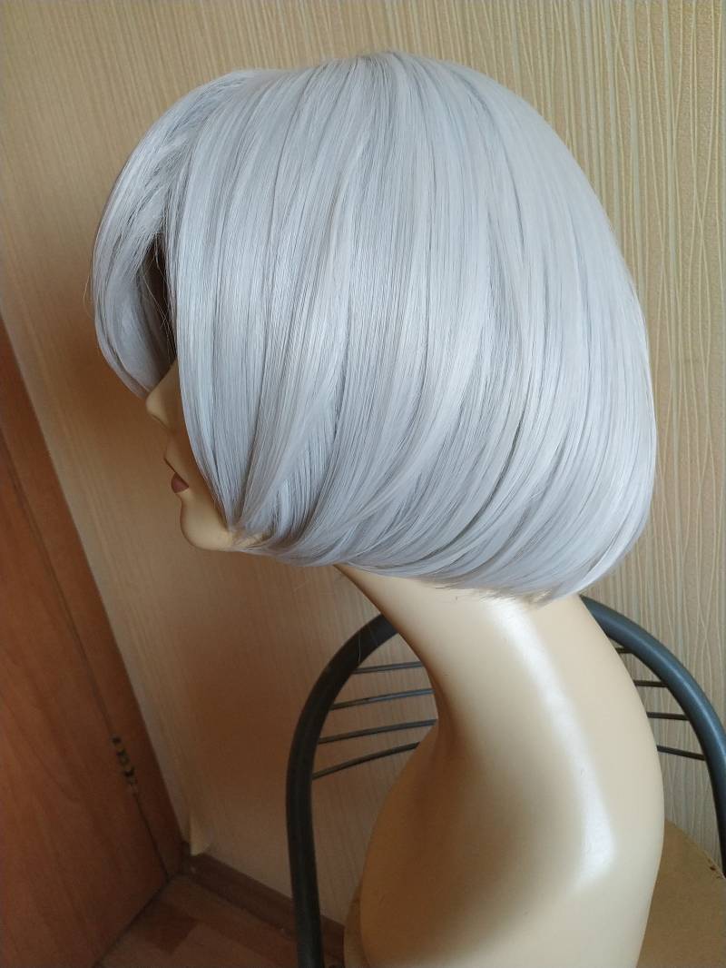 2B Nier Automata Inspirierte Cosplay-Perücke 2B Nier Automata Inspirierte Cosplay-Perücke von Etsy - FeatherWigs
