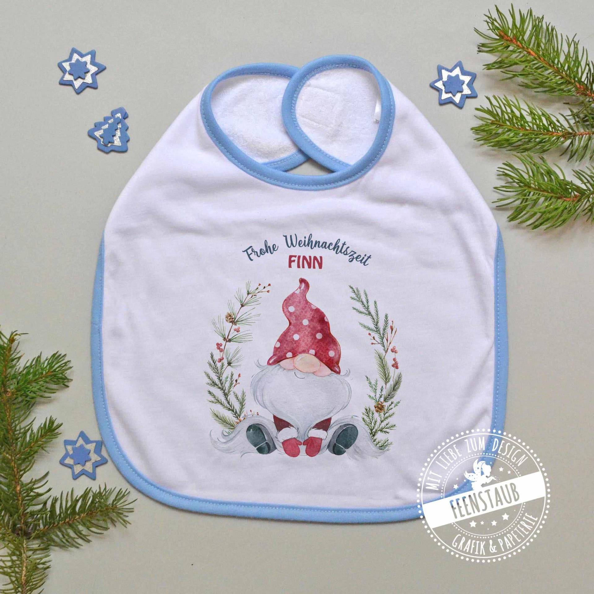 Weihnachten Baby-Lätzchen Personalisiert Mit Namen Und Weihnachtsgnom Weihnachtszwerg Junge, Erstes Weihnachtsfest, Geschenk Zum Nikolaus Weihnachten Baby-Lätzchen Personalisiert Mit Namen Und Weihnachtsgnom Weihnachtszwerg Junge, Erstes Weihnachtsfest, Geschenk Zum Nikolaus von Etsy - FeenstaubHandmade