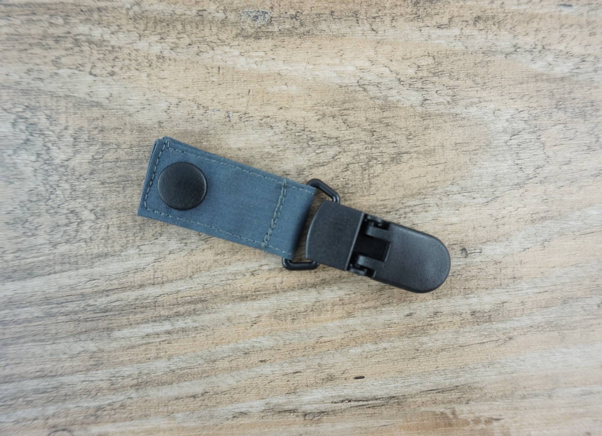 Tube-Clips Enterale Ernährung Sauerstoffgerät - Dunkelgrau von Etsy - FeludaraDesign