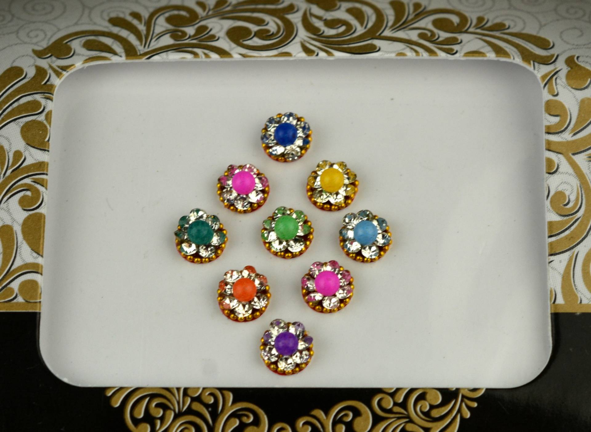 Mehrfarbige Runde Diamant Bindis, Hochzeits Designer Fancy Bollywood Selbstklebende Aufkleber, Weihnachtsgeschenk Mehrfarbige Runde Diamant Bindis, Hochzeits Designer Fancy Bollywood Selbstklebende Aufkleber, Weihnachtsgeschenk von Etsy - FeminaDeals