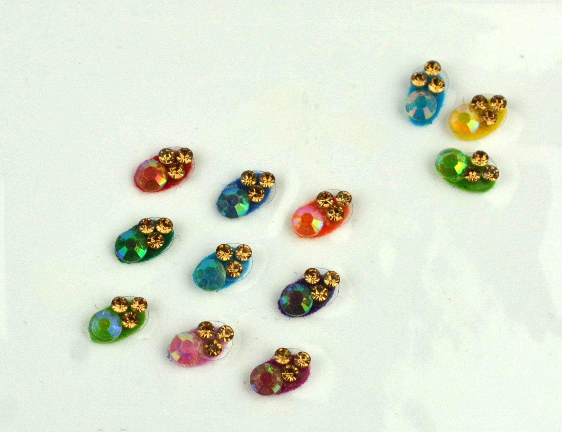 Ovale Form Multi Color Stein Bindi 60% Rabatt Online, Hochzeit Bindi, Body Jewels Tattoo Pack Ovale Form Multi Color Stein Bindi 60% Rabatt Online, Hochzeit Bindi, Body Jewels Tattoo Pack von Etsy - FeminaDeals