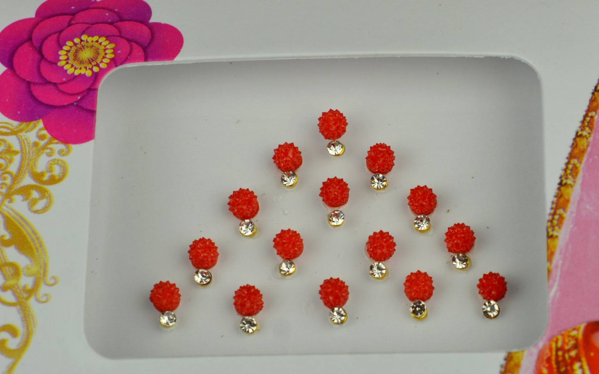 Rote Farbe Blumen Diamant Bindis, Hochzeit Braut Fancy Bollywood Selbstklebende Aufkleber, Weihnachtsgeschenk Rote Farbe Blumen Diamant Bindis, Hochzeit Braut Fancy Bollywood Selbstklebende Aufkleber, Weihnachtsgeschenk von Etsy - FeminaDeals