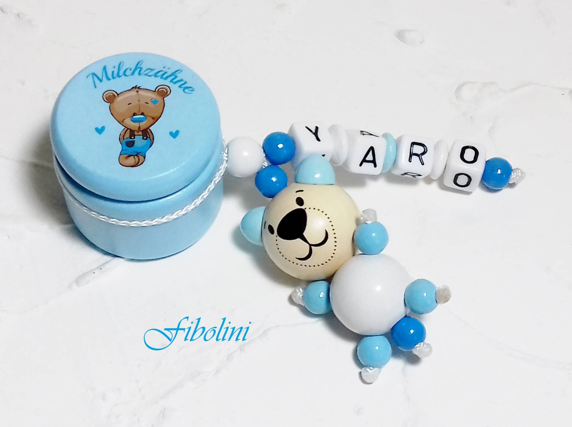 Milchzahndose 3-D "Bärchen". Blau, Weiß, Beige, Aufbewahrung, Personalisiert, Name, Kindergeburtstag, Meilenstein, Schulstart, Einschulung Milchzahndose 3-D "Bärchen". Blau, Weiß, Beige, Aufbewahrung, Personalisiert, Name, Kindergeburtstag, Meilenstein, Schulstart, Einschulung von Etsy - Fibolini