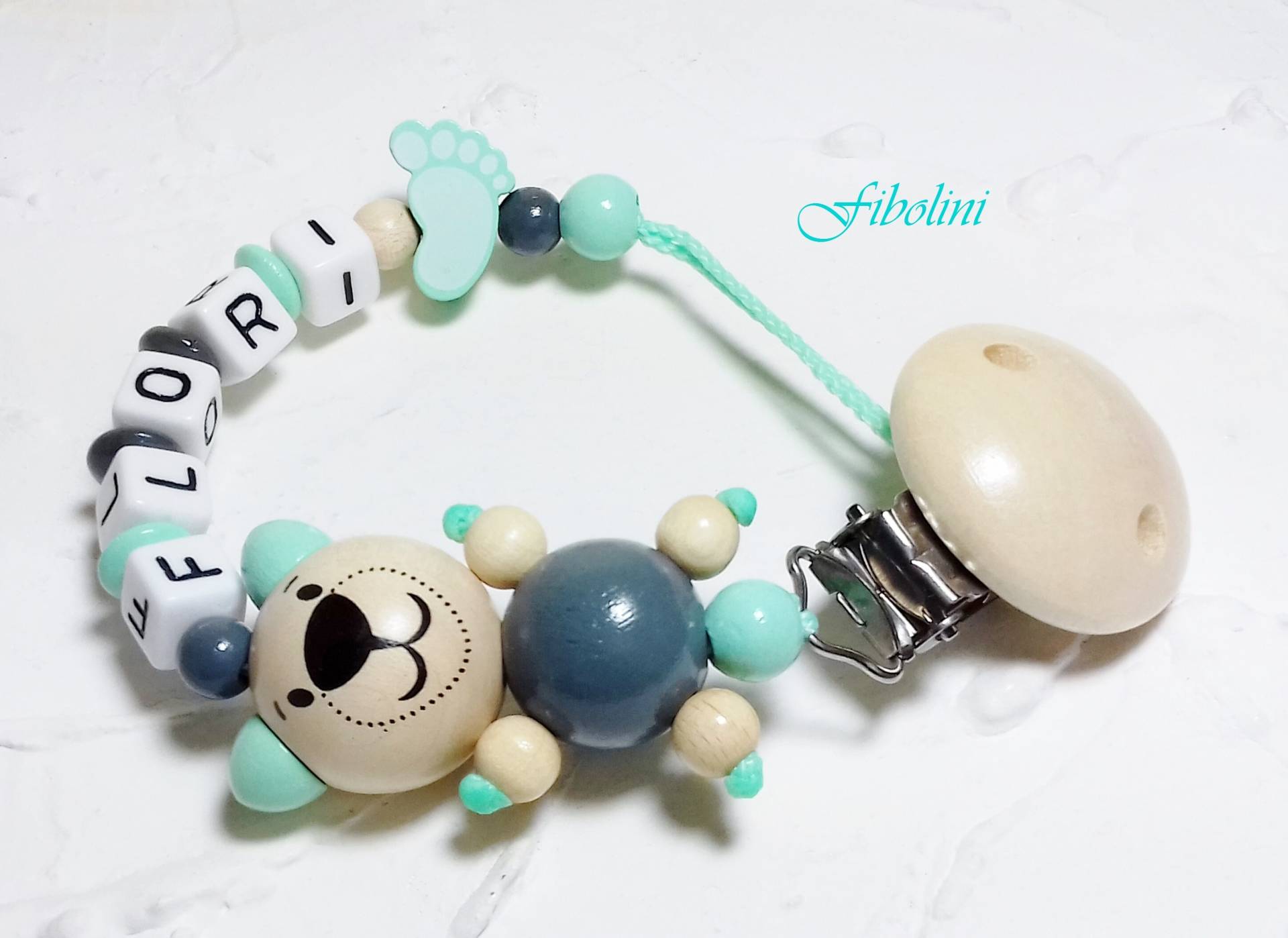 Schnullerkette 3-D "Fuss". Teddy Bär Fuß Mint Dunkelgrau Beige Mädchen Junge Geburt Taufe Pacifier Clip Dummy Chain Holz Diy Name Schnullerkette 3-D "Fuss". Teddy Bär Fuß Mint Dunkelgrau Beige Mädchen Junge Geburt Taufe Pacifier Clip Dummy Chain Holz Diy Name von Etsy - Fibolini