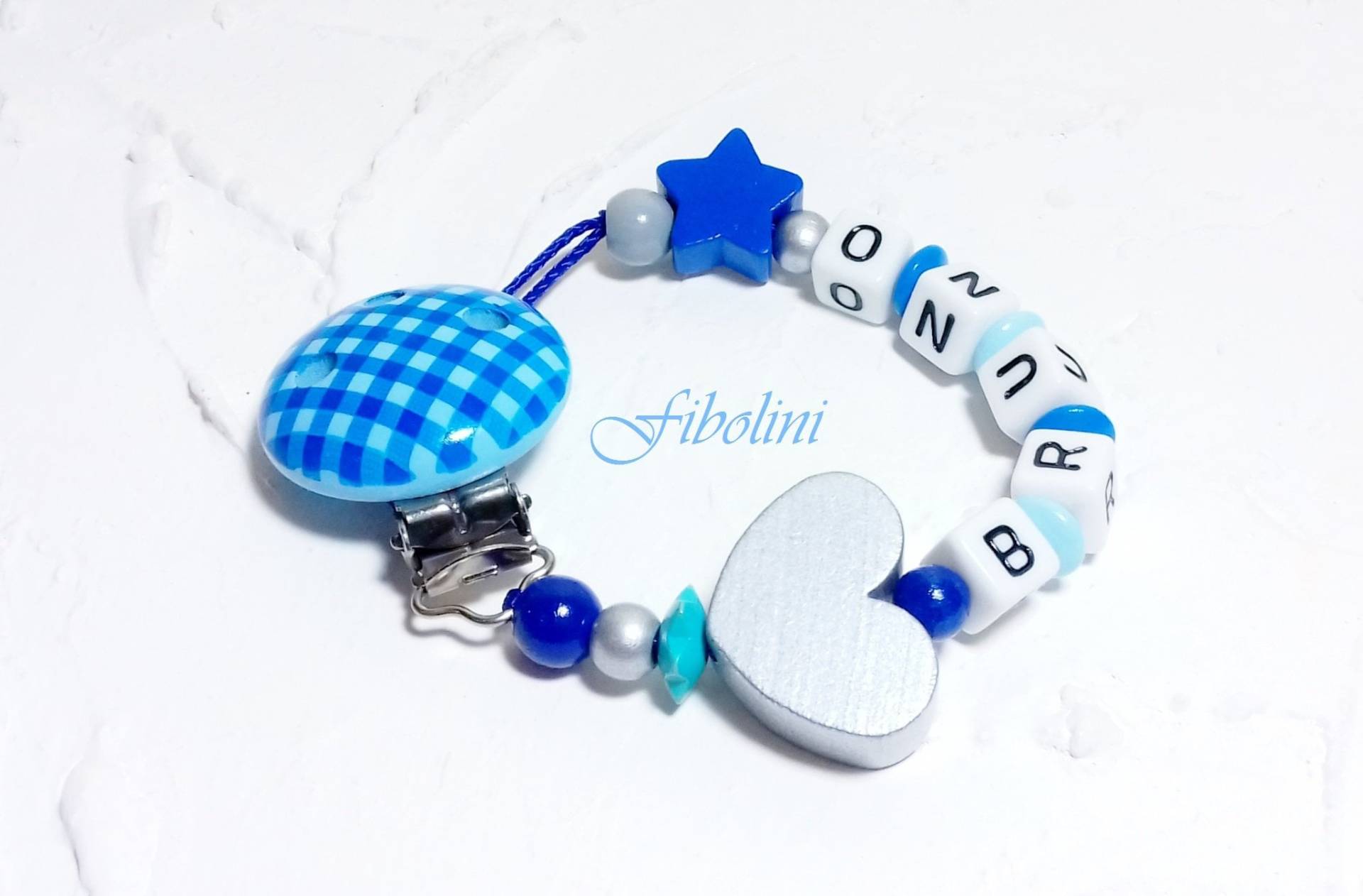 Schnullerkette Karo. Schnullerband Mit Name, Nachwuchs Bekommen, Schwangerschaft Verkünden, Geburtsgeschenk, Meilensteine Kinder, Mama Sein Schnullerkette Karo. Schnullerband Mit Name, Nachwuchs Bekommen, Schwangerschaft Verkünden, Geburtsgeschenk, Meilensteine Kinder, Mama Sein von Etsy - Fibolini