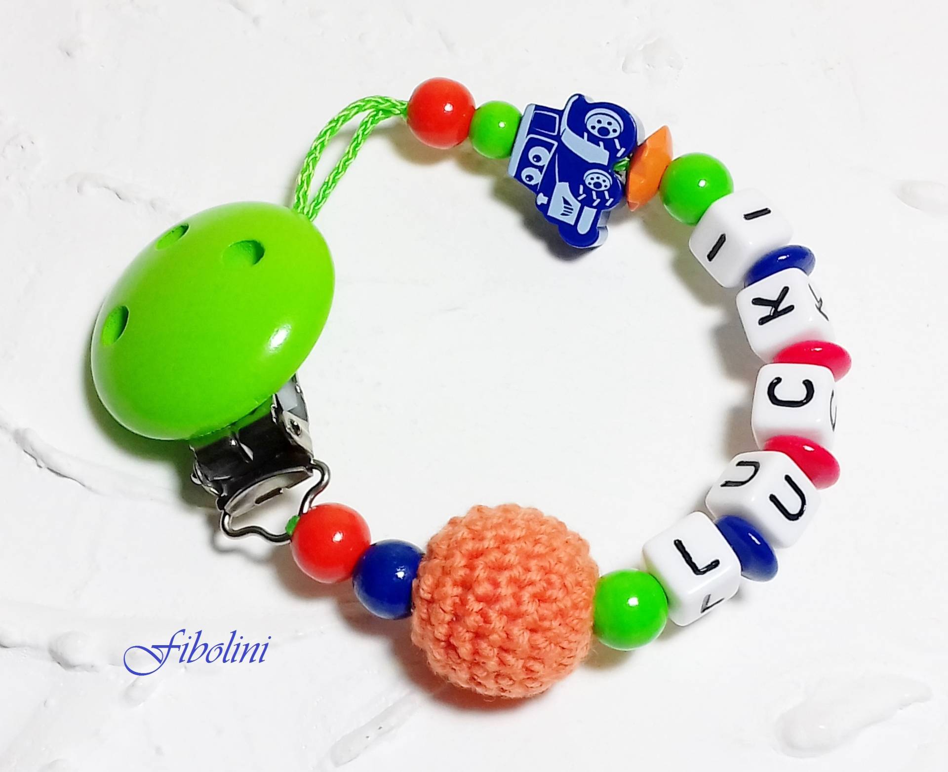 Schnullerkette "Traktor". Personalisiert, Mit Namen, Diy, Rot, Orange, Grün, Blau, Schnullerhalter, Nuggikette, Schnuller, Häkelholzperle Schnullerkette "Traktor". Personalisiert, Mit Namen, Diy, Rot, Orange, Grün, Blau, Schnullerhalter, Nuggikette, Schnuller, Häkelholzperle von Etsy - Fibolini