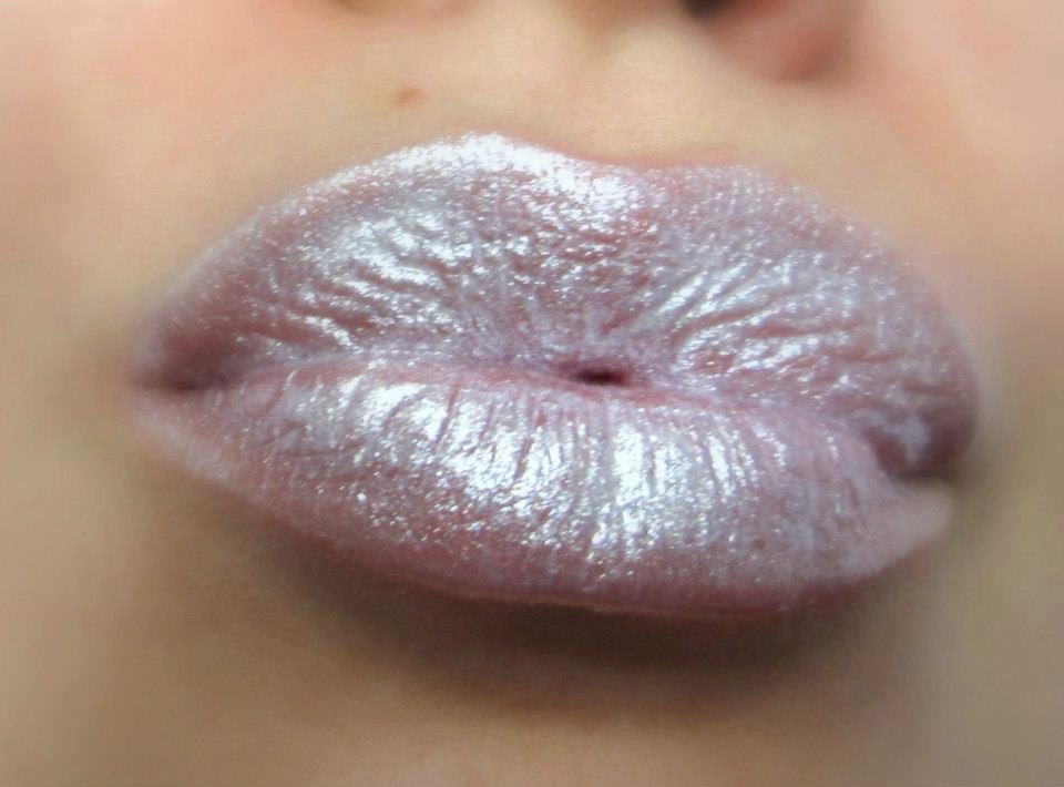 Bedazzled - Perlglanz Weiß Schimmer Glitzer Lipgloss Vegan Glutenfrei Frisch Handgemacht Ohne Tierversuche Bedazzled - Perlglanz Weiß Schimmer Glitzer Lipgloss Vegan Glutenfrei Frisch Handgemacht Ohne Tierversuche von Etsy - FierceMagenta