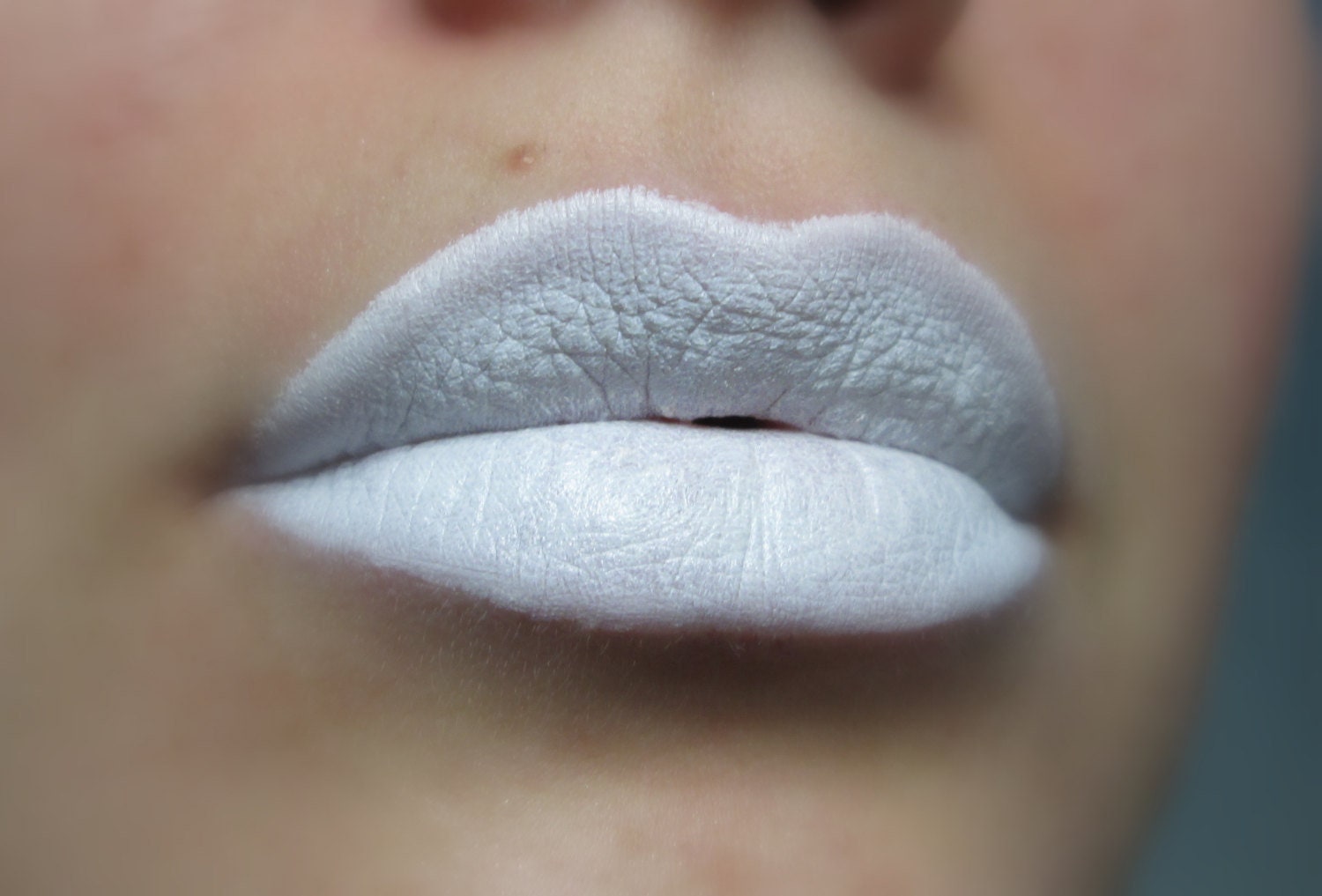 Truth - Mattweißer Lippenstift Natürlich Glutenfrei Handgemacht Ohne Tierleid Truth - Mattweißer Lippenstift Natürlich Glutenfrei Handgemacht Ohne Tierleid von Etsy - FierceMagenta