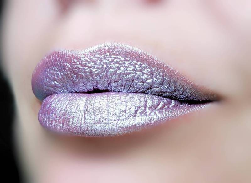 Violet Mirage - Hell/Blass Frostig Frosted Shimmer Cremiger Lippenstift Natürlich Glutenfrei Frisch Handgemacht Violet Mirage - Hell/Blass Frostig Frosted Shimmer Cremiger Lippenstift Natürlich Glutenfrei Frisch Handgemacht von Etsy - FierceMagenta