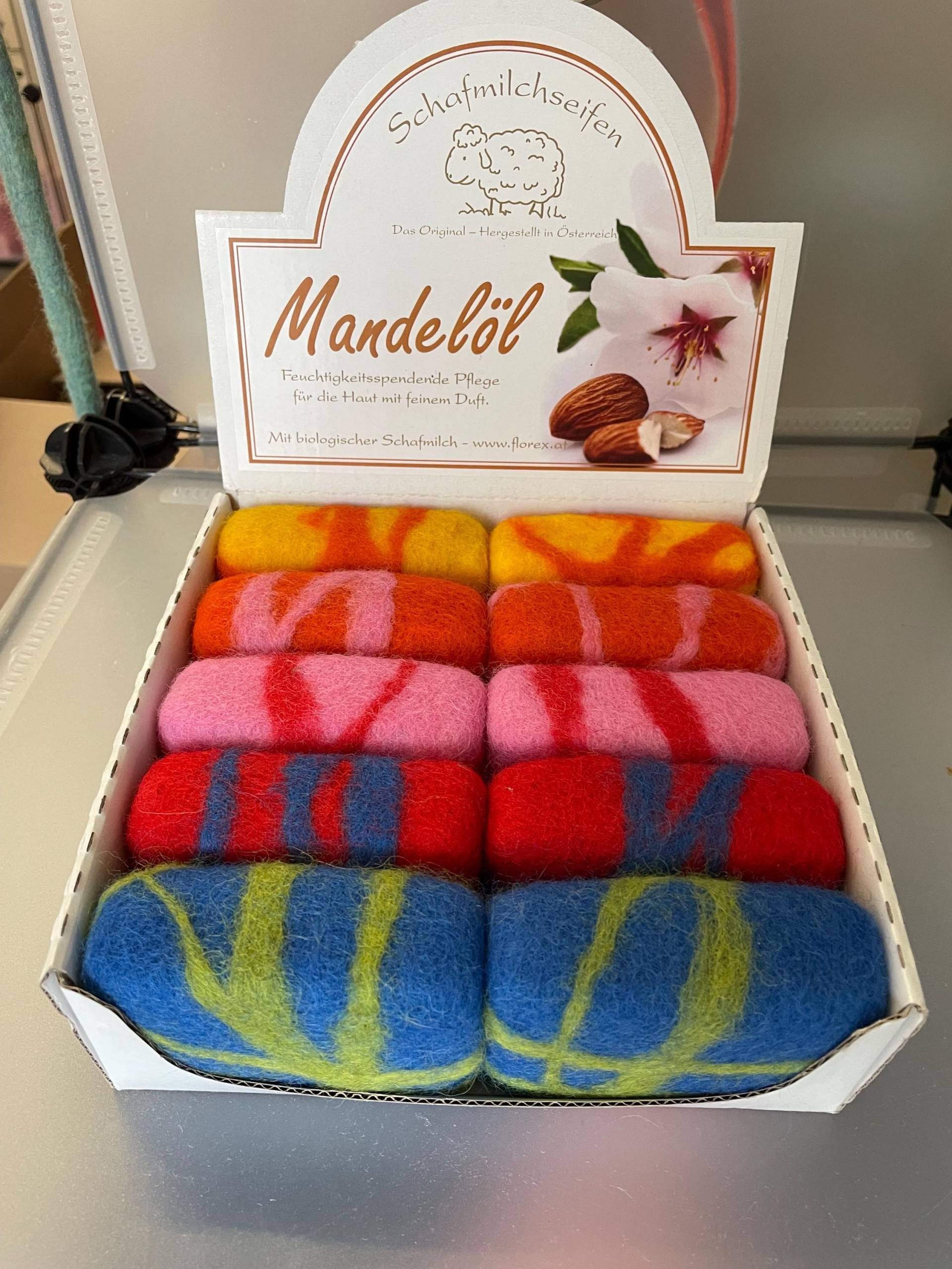 Umfilzte Schafmilchseife 100G | Mandelöl von Etsy - FilzmausbyCKlampfer