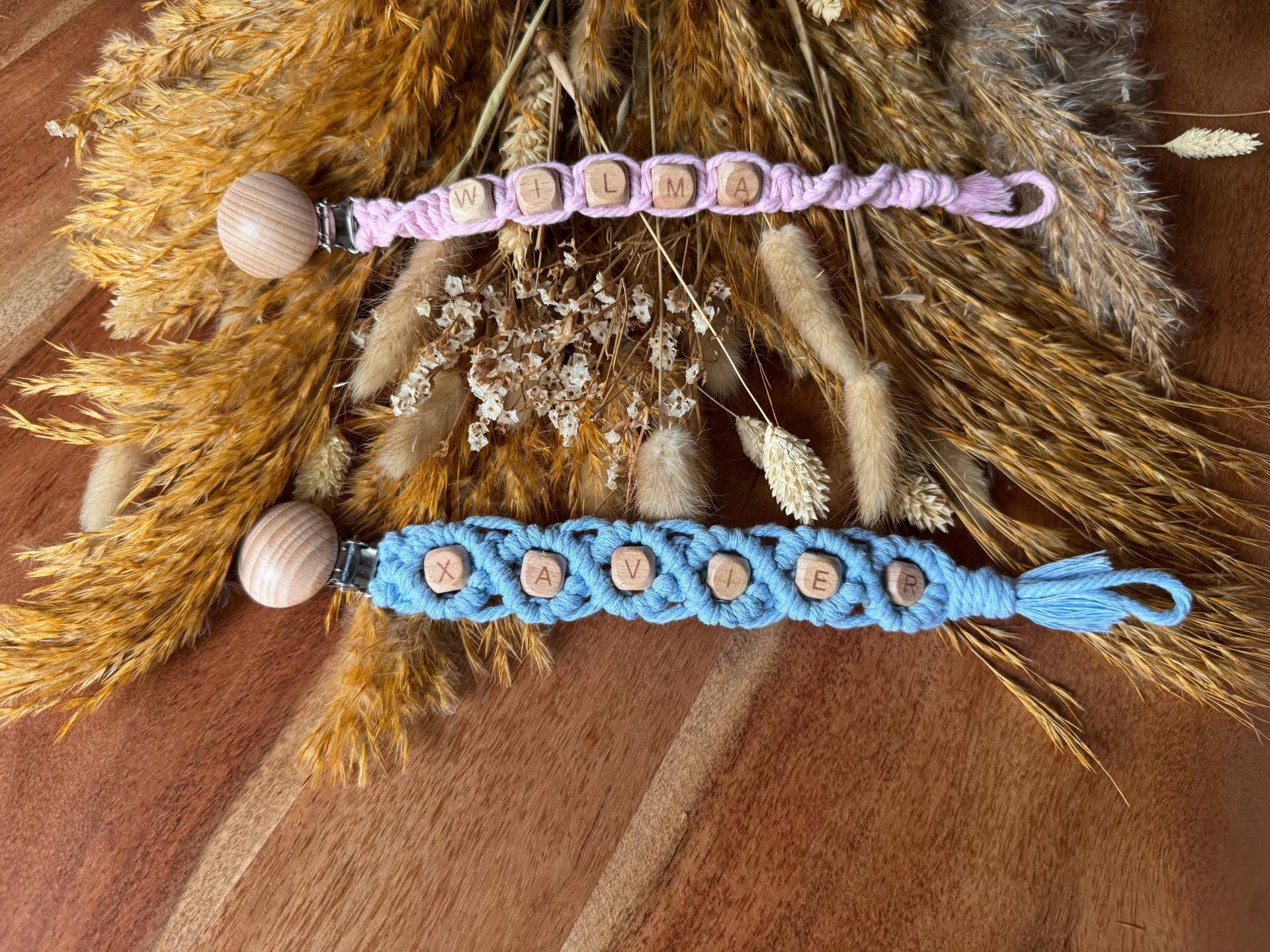 Makramee Schnullerkette Personalisiert Geschenk Baby Geburt Taufe Muttertag von Etsy - FingerspitzenAlisha
