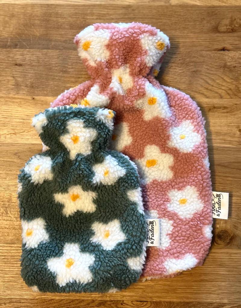Sale - Wärmflaschenbezug Aus Teddystoff Bezug Für Wärmflasche Kuscheliger Flaschenbezug Handmade Hülle Geschenkidee von Etsy - FinnundFadenhandmade