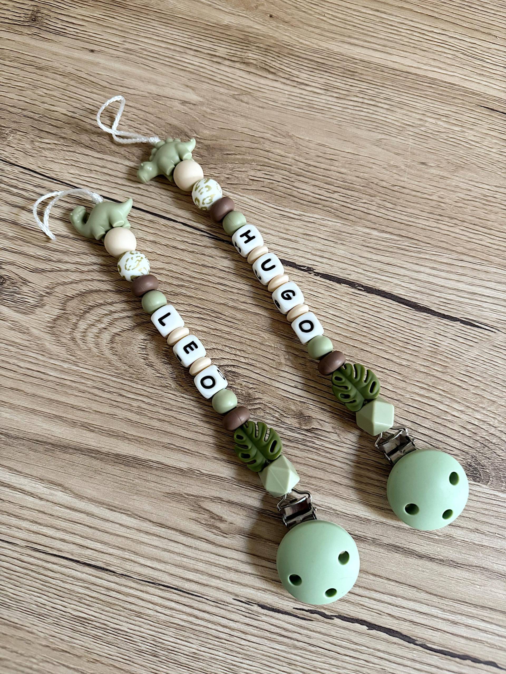 Personalisierte Schnullerkette Mit Dino - Naturtöne Handmade Geschenk Zur Geburt Baby Zubehör Name Personalisierte Schnullerkette Mit Dino - Naturtöne Handmade Geschenk Zur Geburt Baby Zubehör Name von Etsy - Fiorellinoarticles