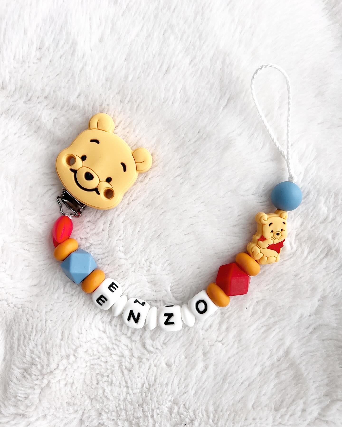 Personalisierte Schnullerkette Mit Name - Tiermotive & Zeichentrick-Figuren Mops, Hase, Winnie Oder Bambi Wunschfarben Handmade von Etsy - Fiorellinoarticles
