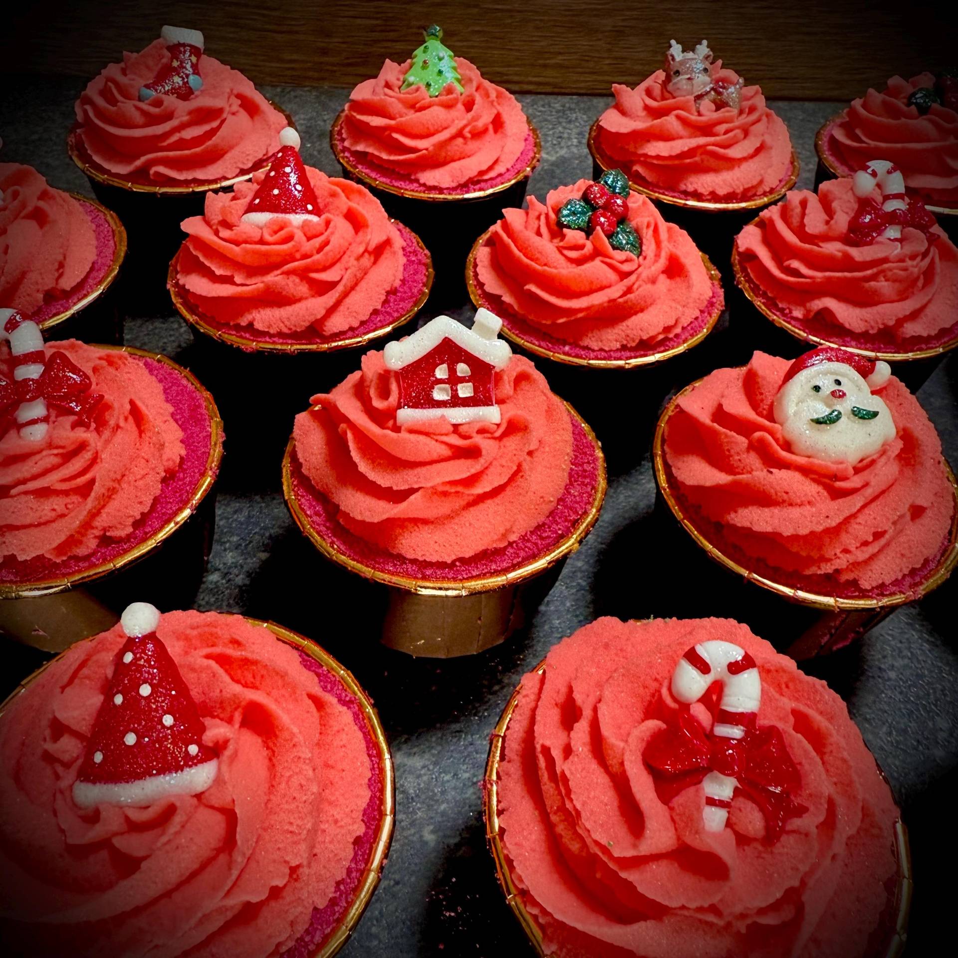 Badebombe Christmas Cupcake Badebombe Christmas Cupcake von Etsy - FizzFactoryShop