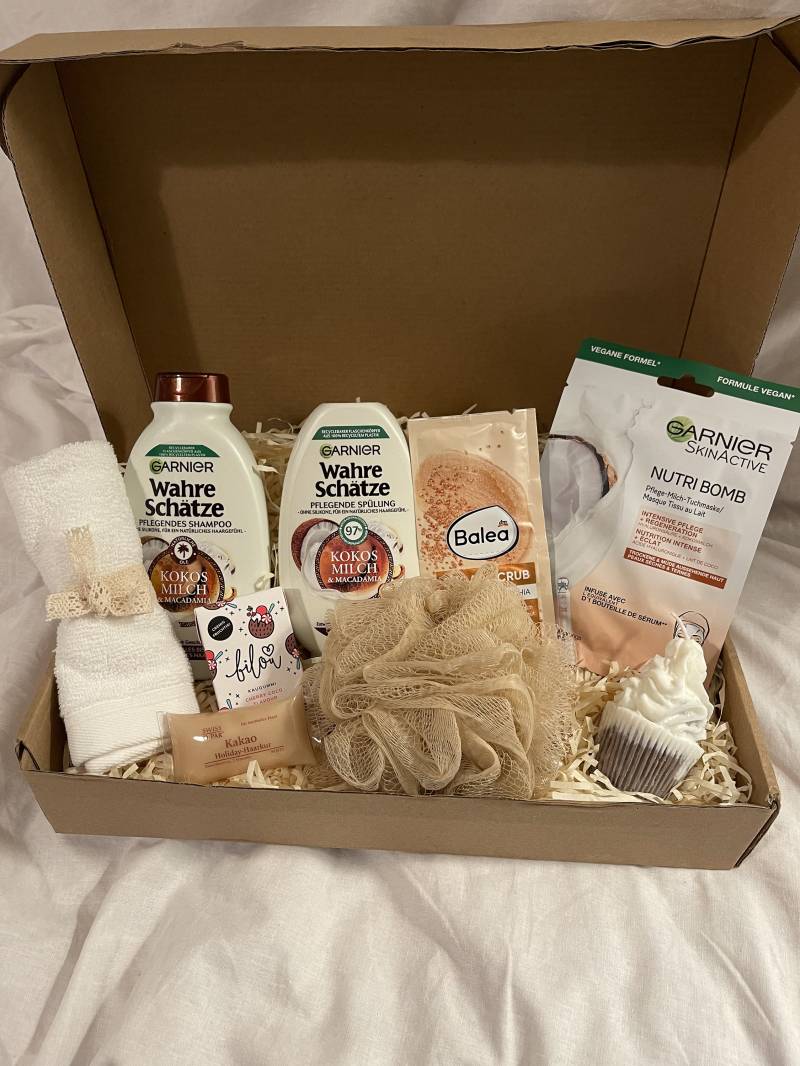 Geschenkbox | Geburtstagbox Weihnachtsgeschenk Geschenkset Muttertagsgeschenk Paket - Weiß Halloweenbox von Etsy - ForYouBoxShop