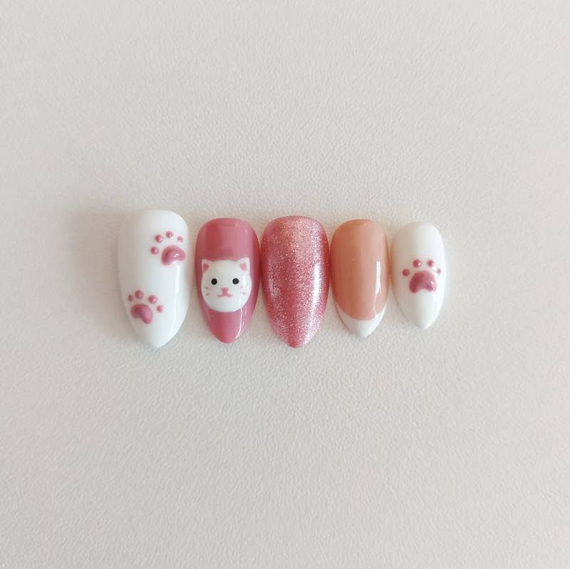 3D Press On Nails Cat, Paws, Pink, White, Kawaii, Animal, Cute, Pet, Kitty von Etsy - ForestFairyNails