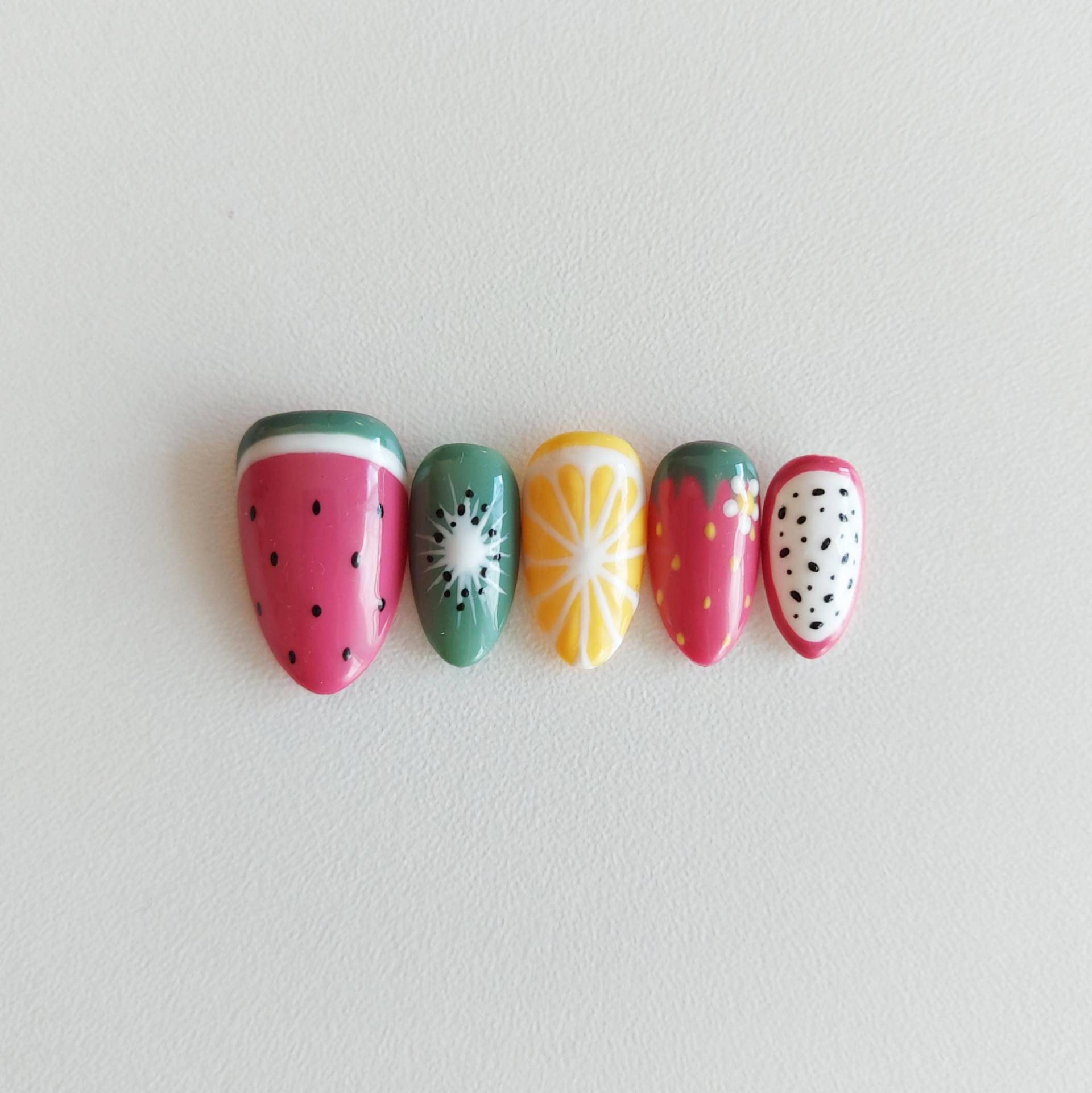 Press On Nails Fruits 2, Watermelon, Kiwi, Lemon, Strawberry, Dragonfruit, Summer Press On Nails Fruits 2, Watermelon, Kiwi, Lemon, Strawberry, Dragonfruit, Summer von Etsy - ForestFairyNails