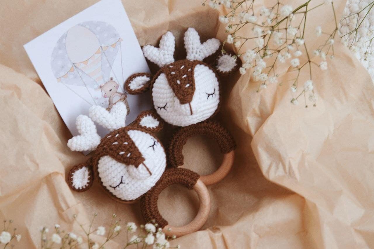 Hirsch Rassel Baby Zwillinge Geschenk Box Gender Neutral Mädchen Jungen Korb Neue Zwillingsmutter Erwarten Geschenkset Woodland Rasseln Stofftier Hirsch Rassel Baby Zwillinge Geschenk Box Gender Neutral Mädchen Jungen Korb Neue Zwillingsmutter Erwarten Geschenkset Woodland Rasseln Stofftier von Etsy - ForestTalesDesign