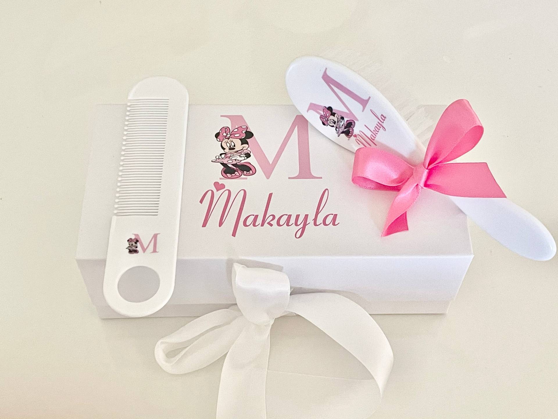 Personalisiertes Baby-Geschenk, Personalisiertes Baby Bürste Und Kamm-Set, Baby-Dusche-Geschenk, Minnie Maus Baby-Geschenk von Etsy - ForeverPersonalized0