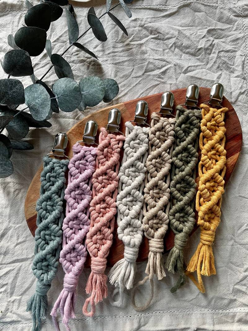Schnullerkette Makramee Schnullerkette Makramee von Etsy - FraeleinBoHo