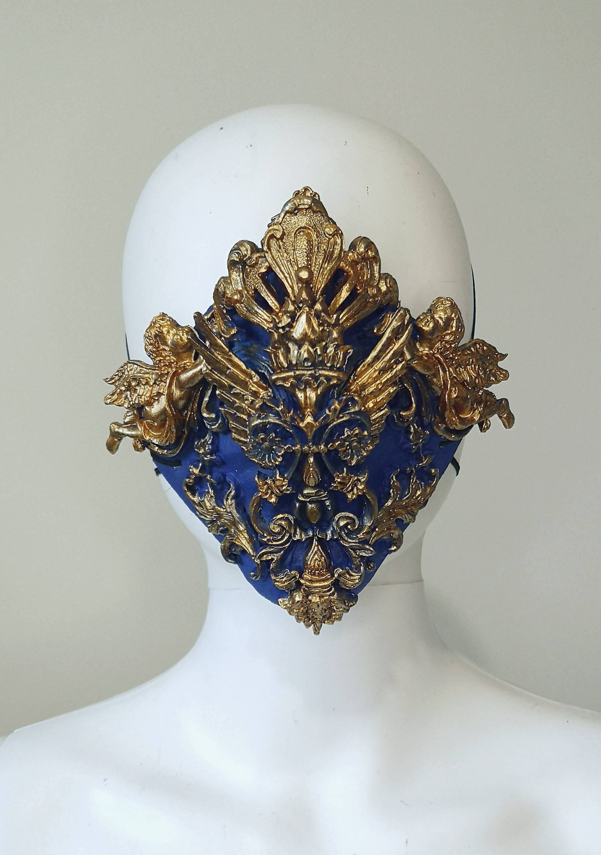 Barocke Maske, Juwel, Rokoko-Couture-Mode, Marie-Antoinette, Filigran, Barocke Fantasie-Walküre-Mundmaske von Etsy - FraiseauLoupCostumes
