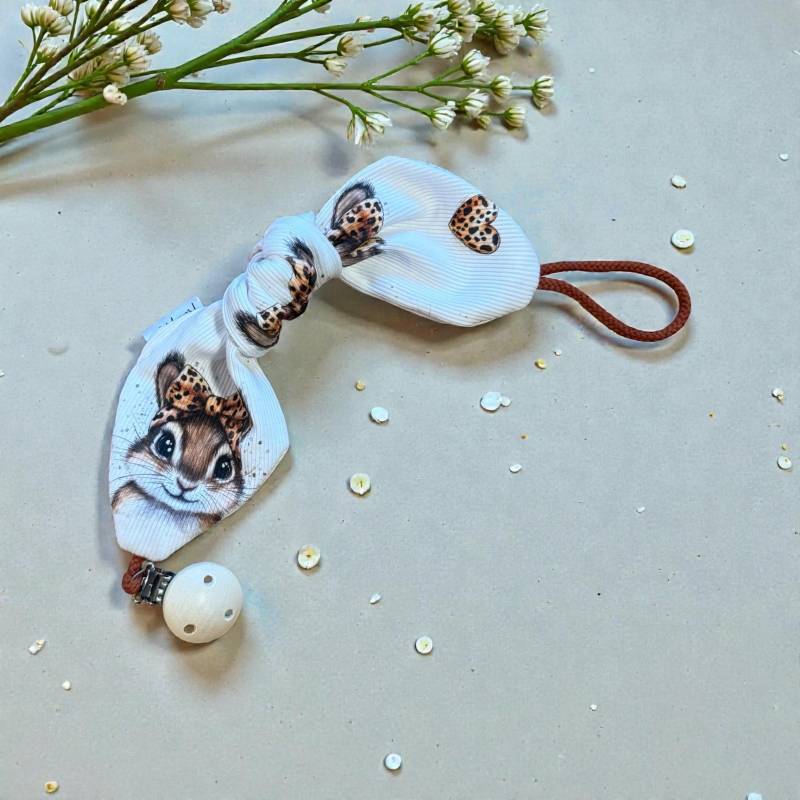 Schnullerkette Baby Rippjersey Chip Munk Leo von Etsy - FrauMooHandmade