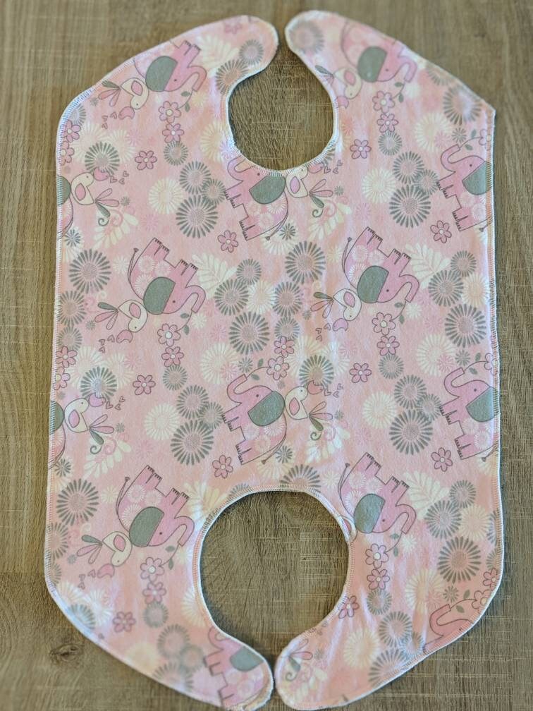 Reflux Spucktuch von Etsy - FrecklesWithFlair
