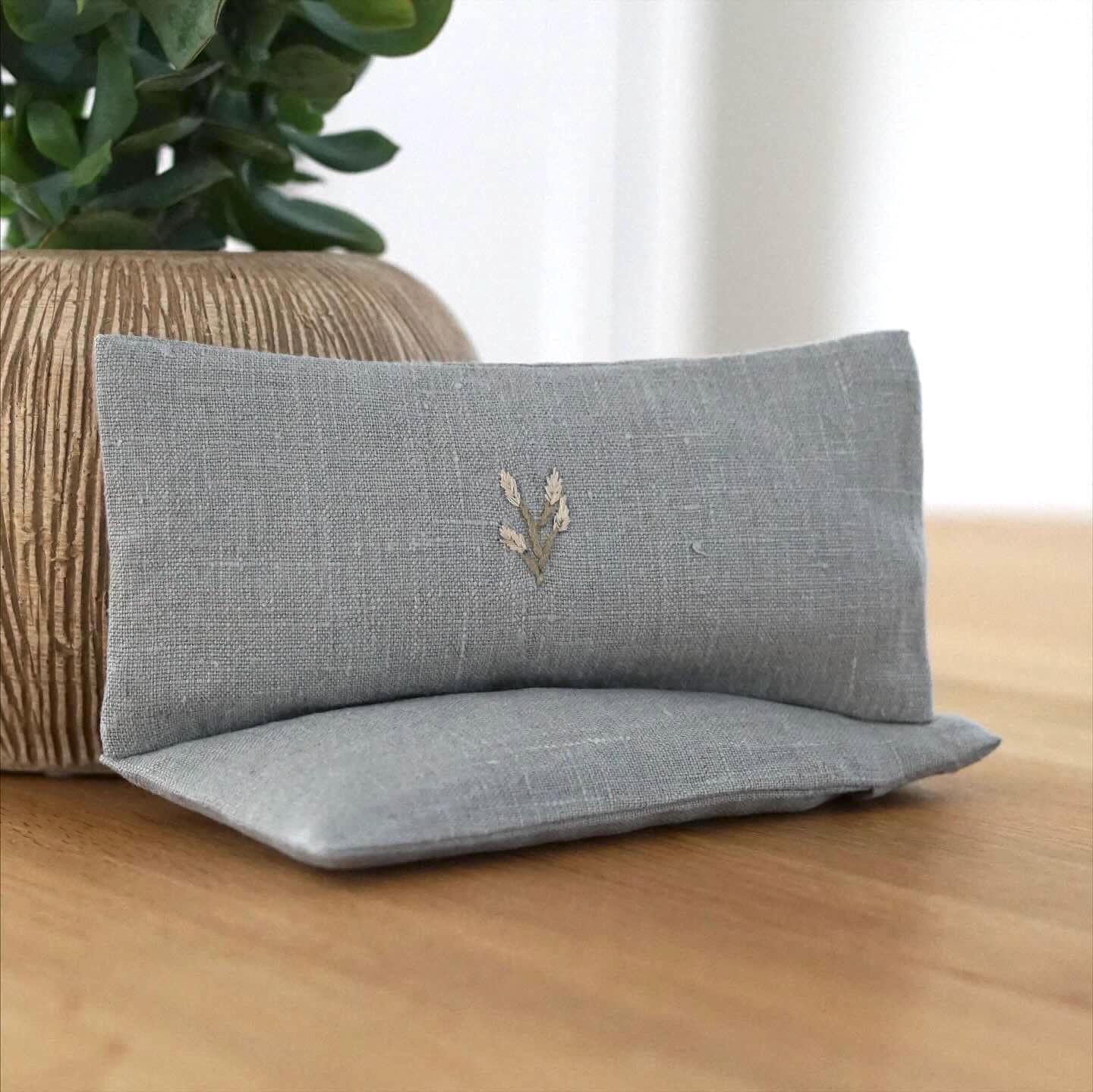 Augenkissen Heublume Lavendel Lavendelfüllung Naturmaterial Baumwolle Uni Vegan Augenkissen Heublume Lavendel Lavendelfüllung Naturmaterial Baumwolle Uni Vegan von Etsy - FriedasManufactory